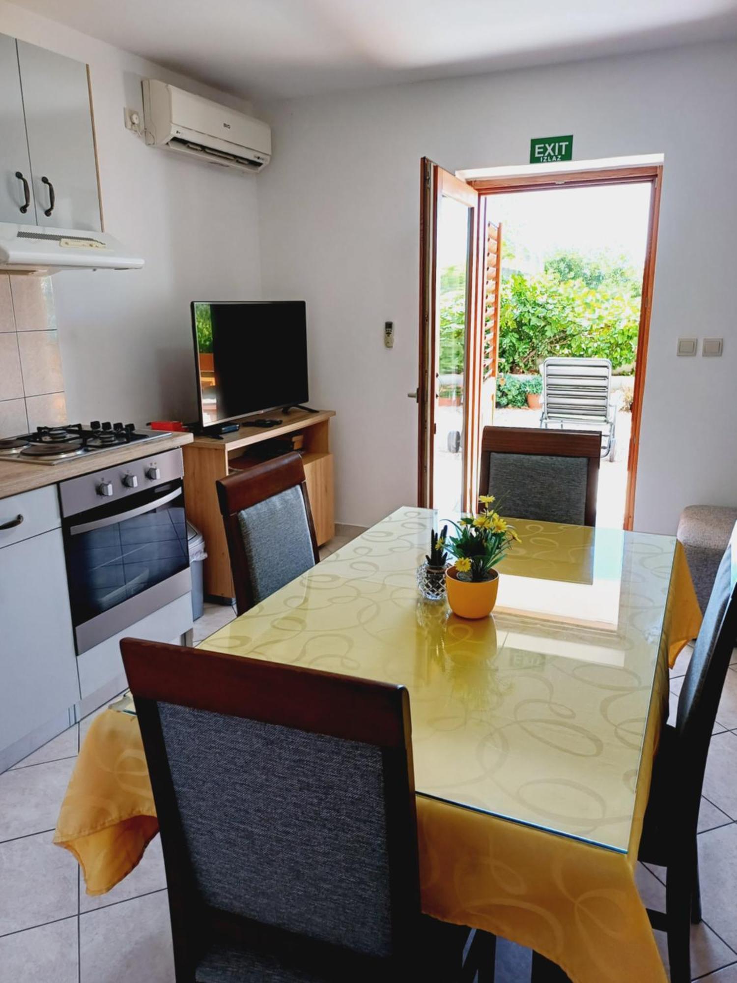 Apartments Jure Miljak Podstrana Kültér fotó